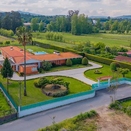 بيت للعطل Solar De River Front