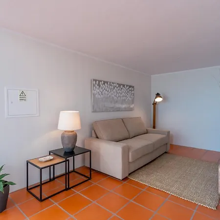 Semesterbostad Solar De River Front *